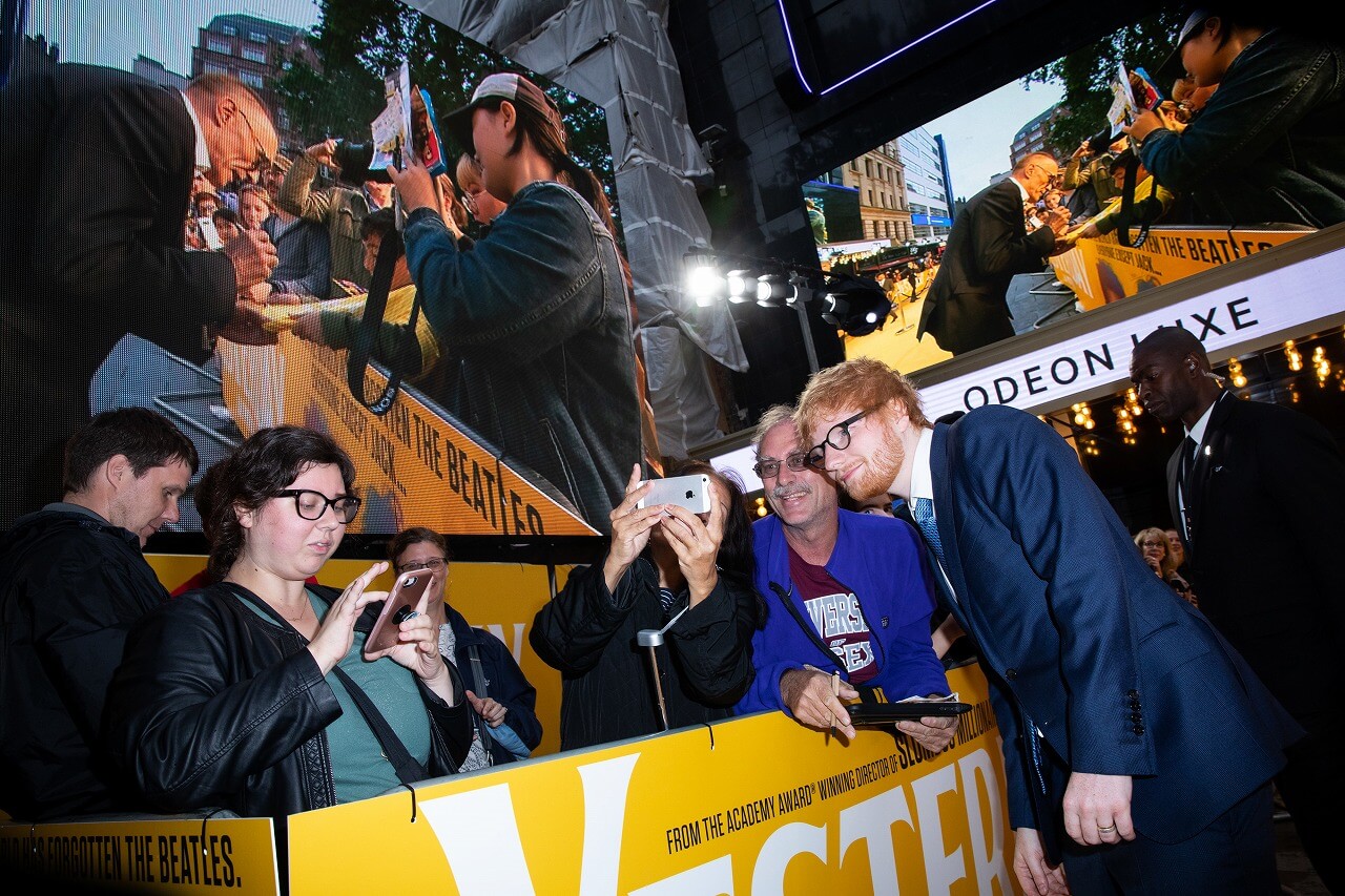 本人役で出演のエド シーランも登場した映画 イエスタデイ のロンドン プレミアをレポート British Culture In Japan