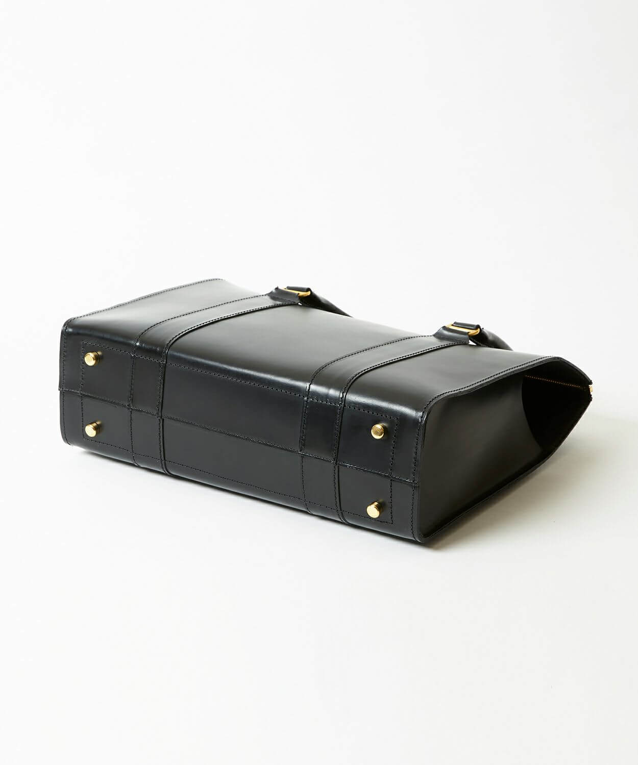 BRIEF TOTE