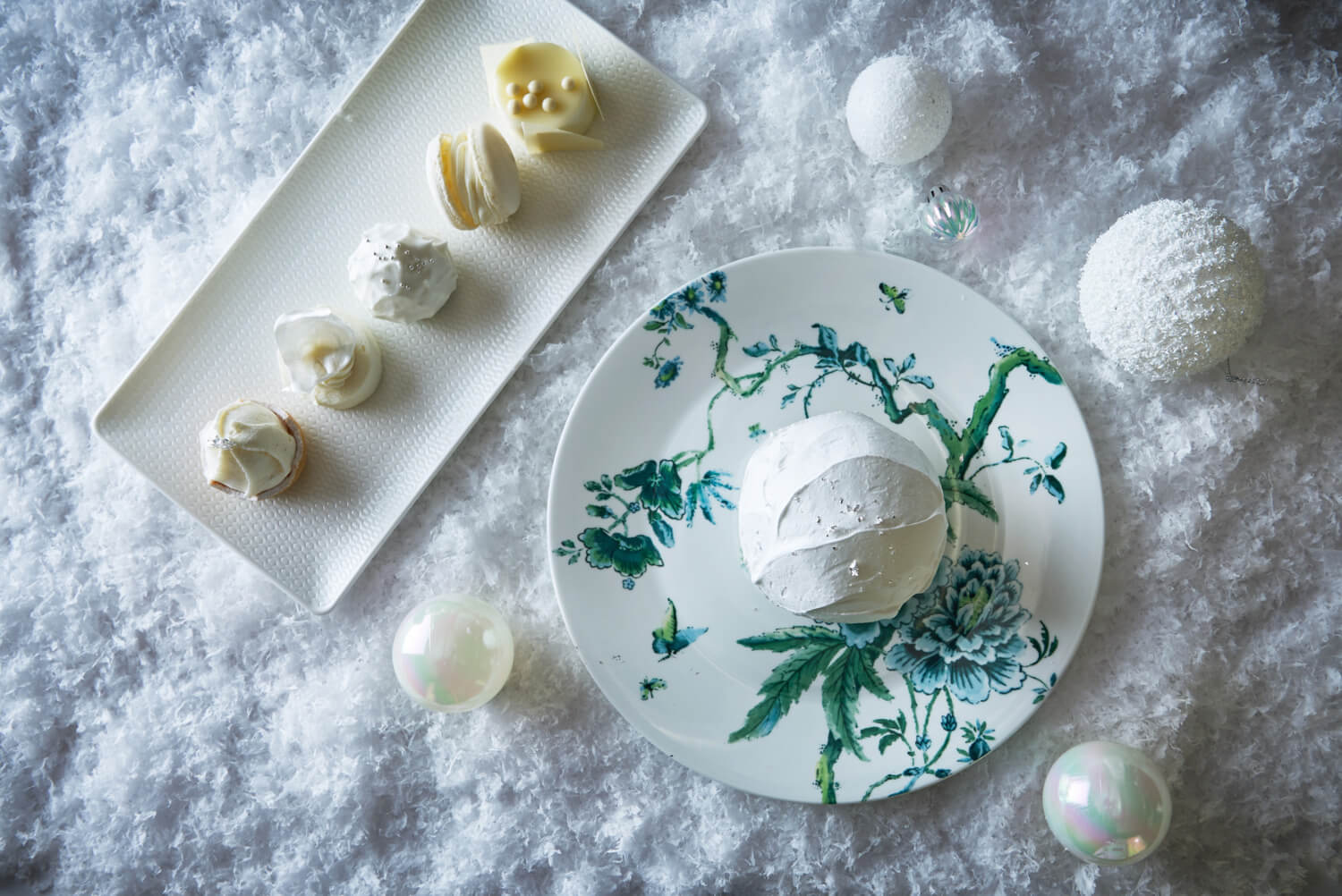 White Snow Christmas with WEDGWOOD