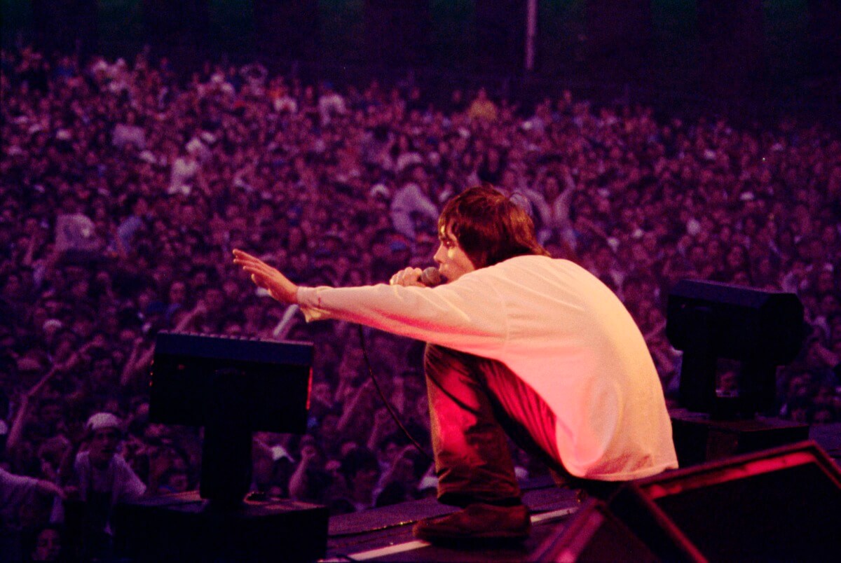 Dennis Morris：THIS IS THE ONE WHAT THE WORLD IS WAINTIG FOR THE STONE ROSES
