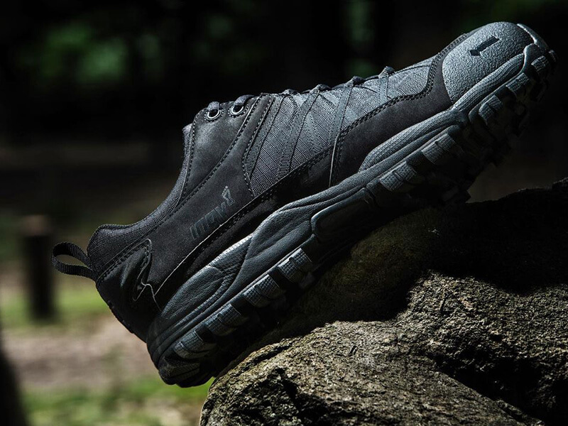inov-8 / イノヴェイト