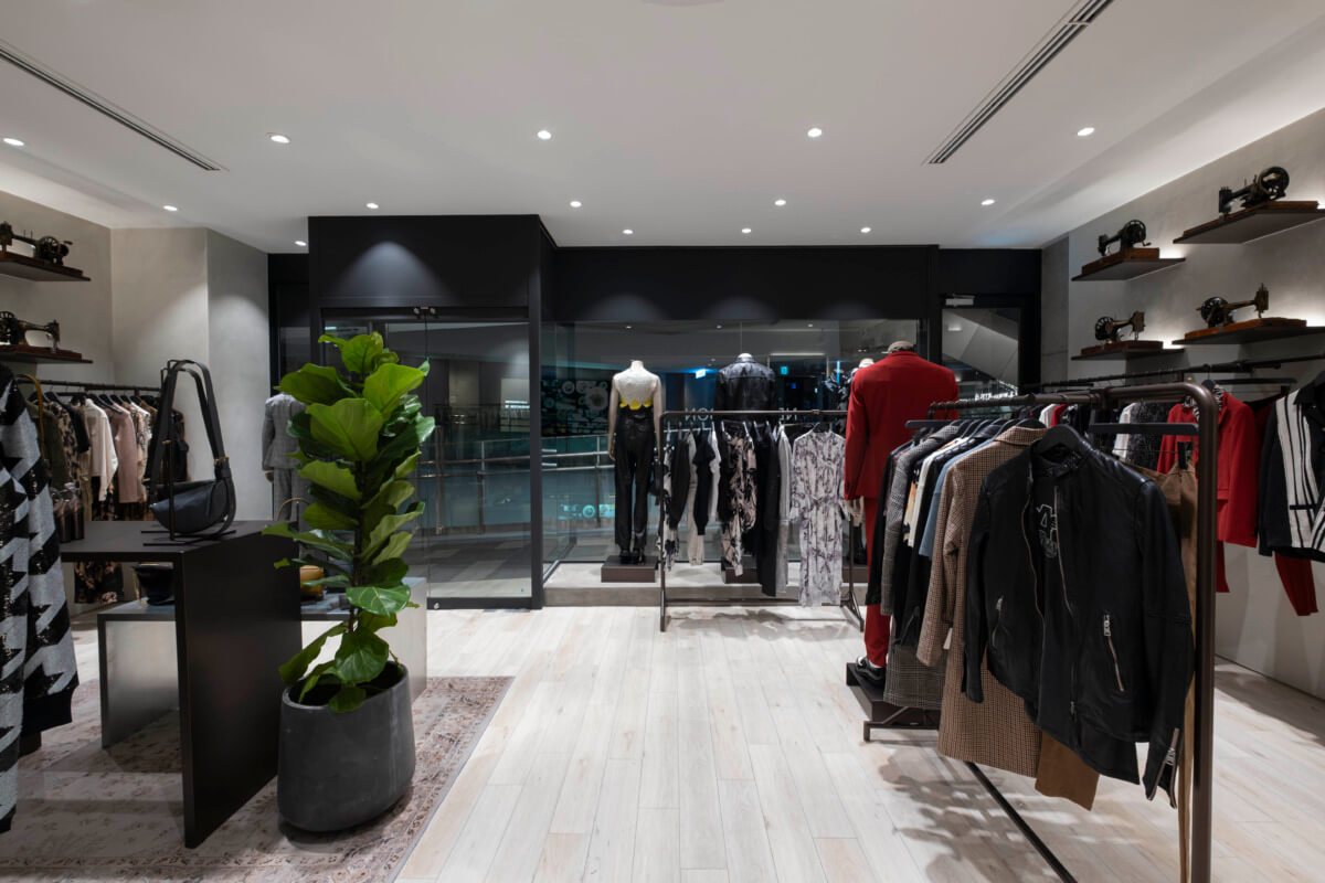 ALLSAINTS（オールセインツ）表参道ヒルズ店