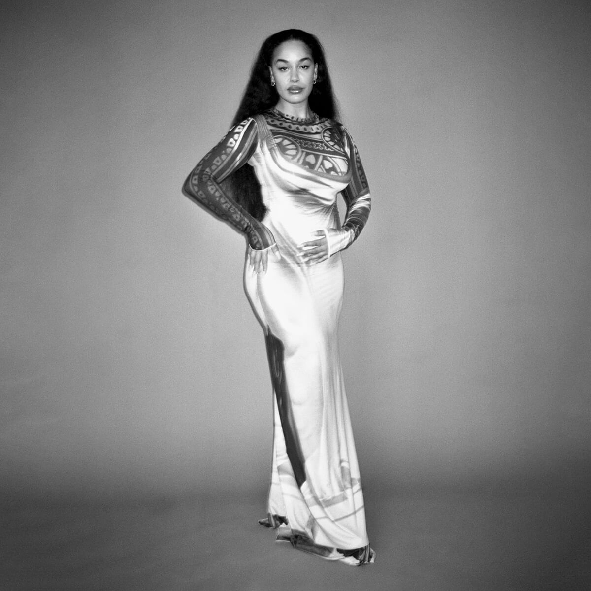 Jorja Smith（ジョルジャ・スミス）『falling or flying』