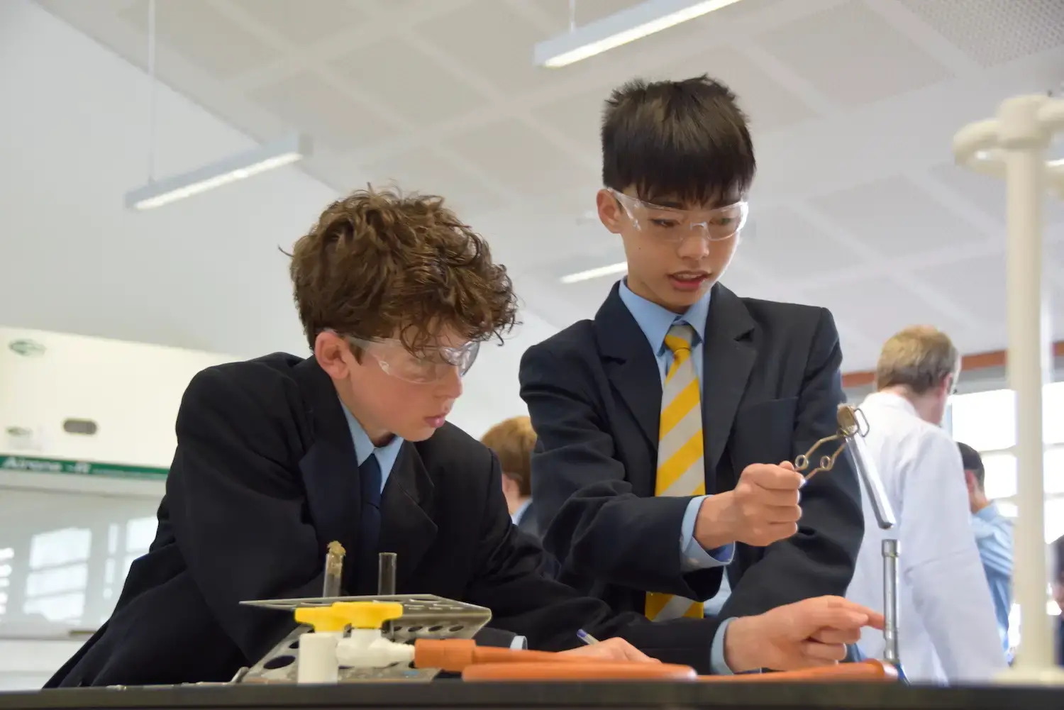 イギリスではSTEM教育が盛んなボーディングスクールも多い