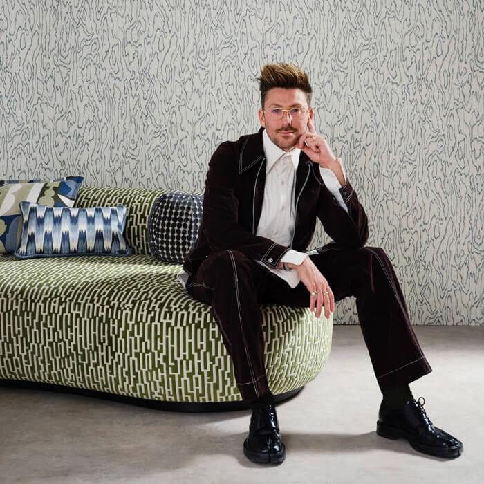 HARLEQUIN x HENRY HOLLAND