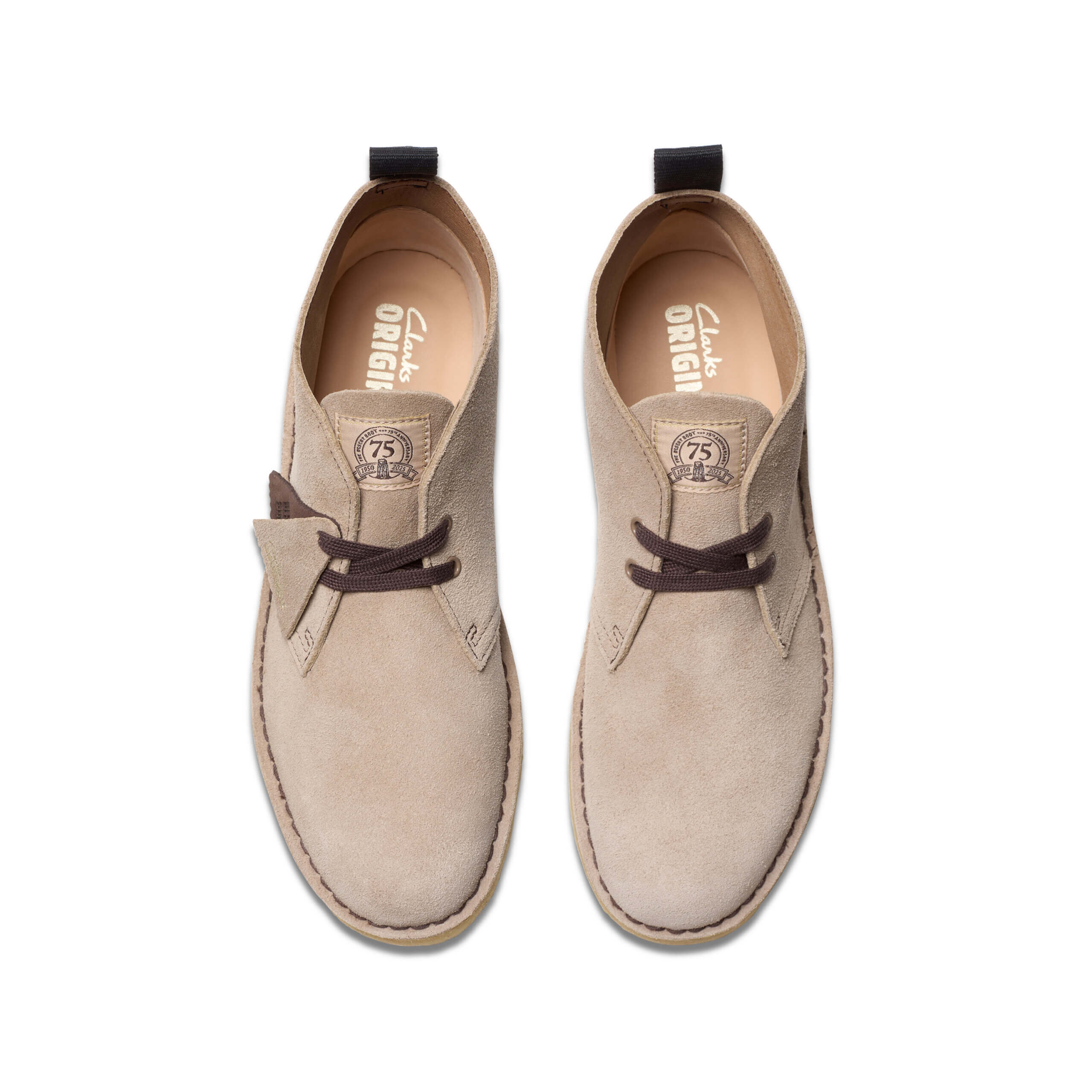 クラークスのアイコン『Desert Boot』の75周年モデル