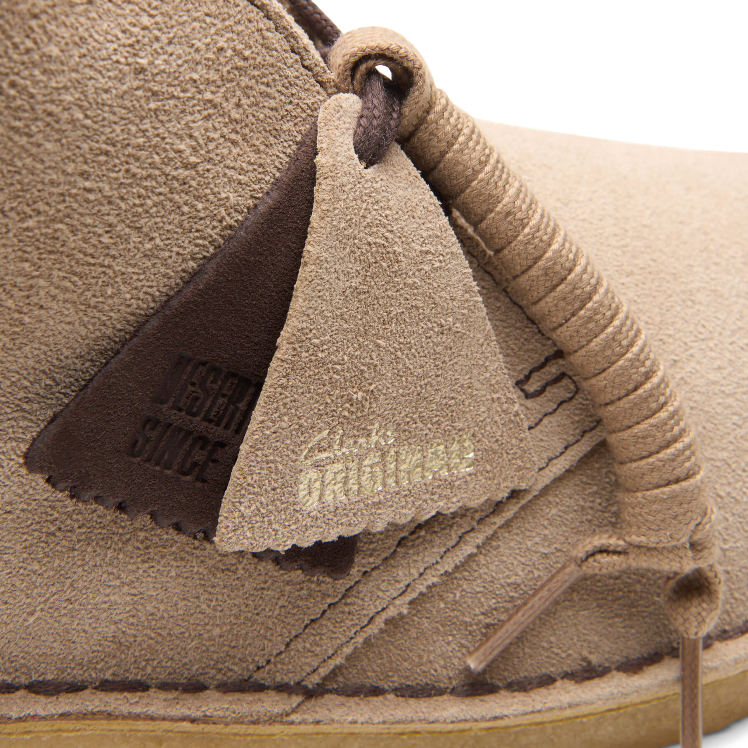 クラークスのアイコン『Desert Boot』の75周年モデル