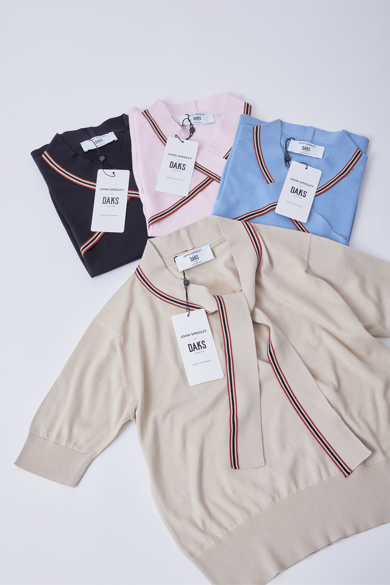 「DAKS×JOHN SMEDLEY」コラボコレクション