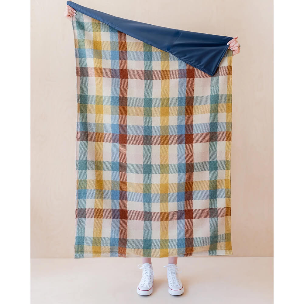 「THE TARTAN BLANKET CO.」スモールピクニックブランケット レインボーへリンボーンチェック 16,500円