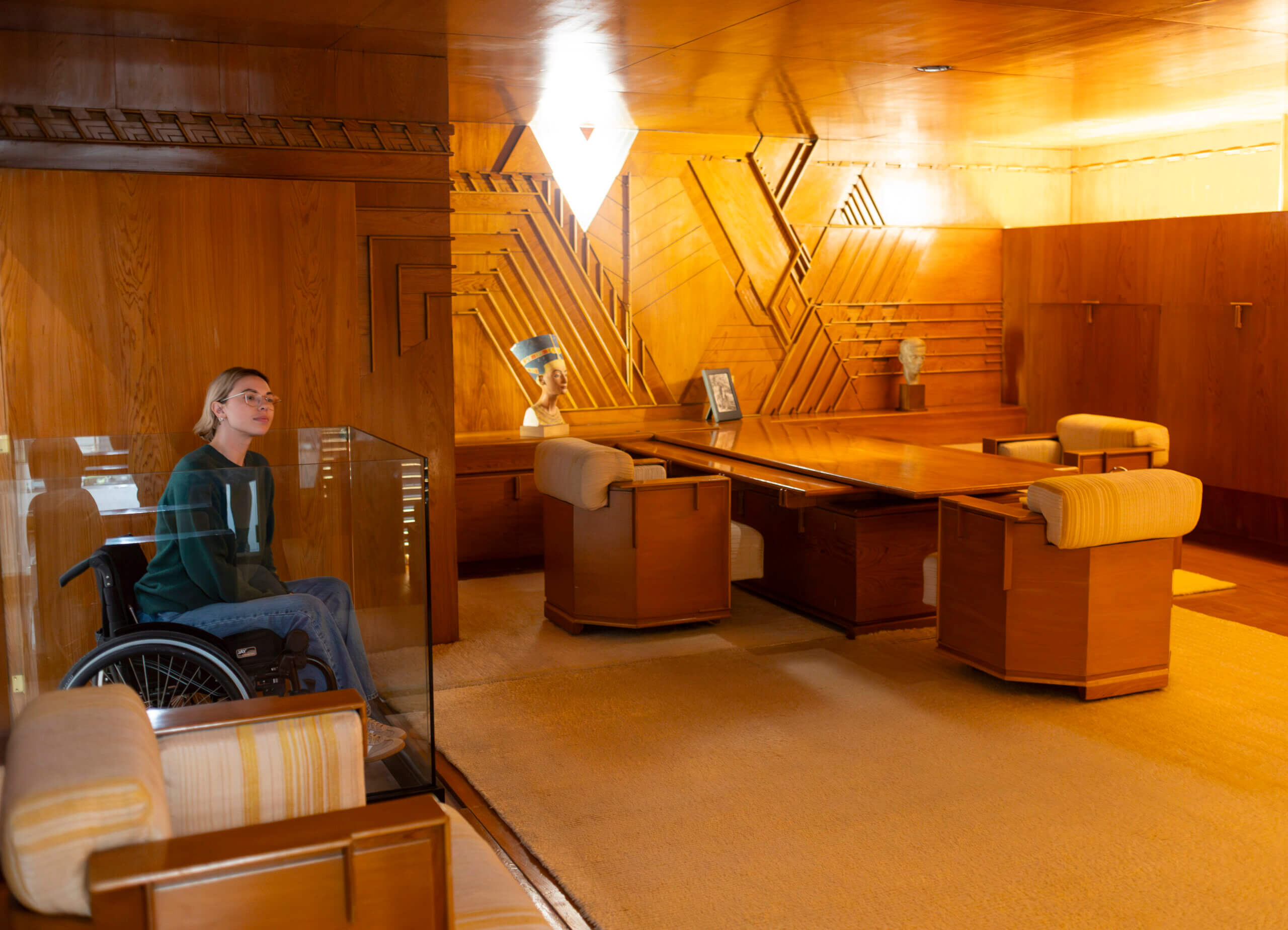 Frank-Lloyd-Wrights-1930s-Kaufmann-Office-at-VA-East-Storehouse.-Image-by-Kemka-Ajoku