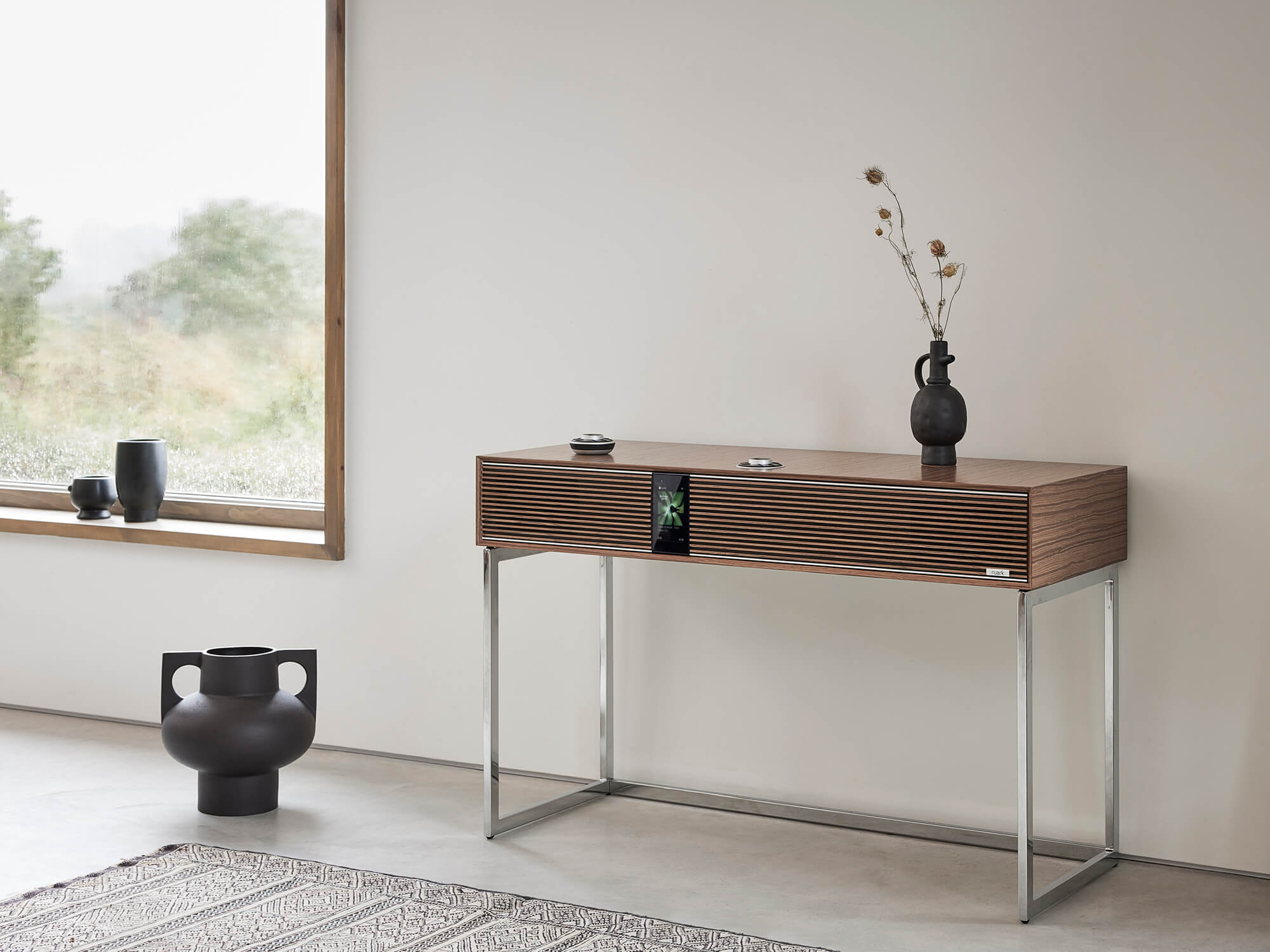 R810 High Fidelity Radiogram