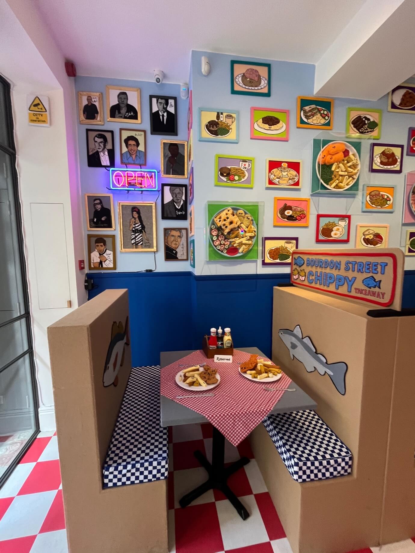 『The Bourdon Street Chippy』04