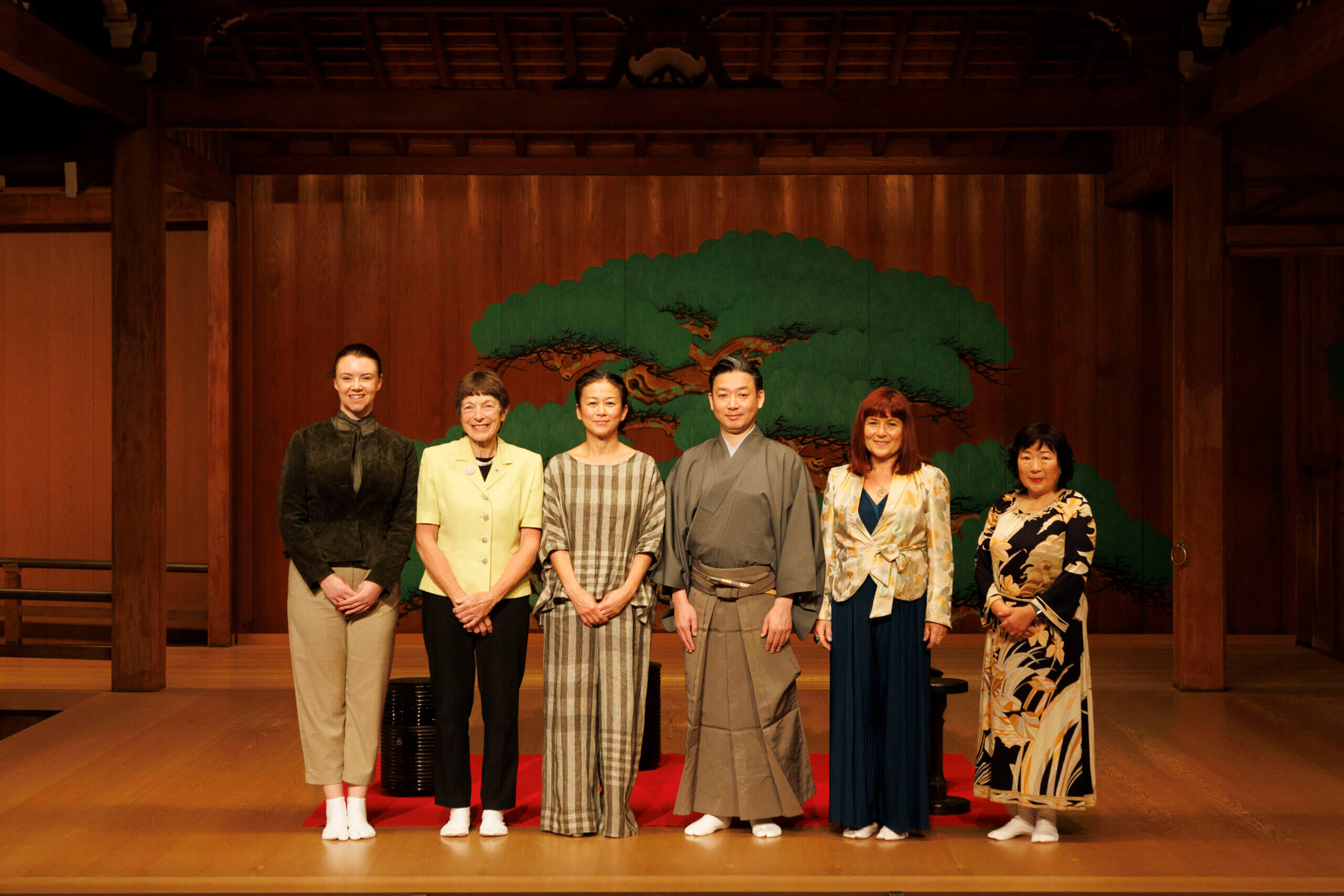 ウェールズ・アーツ・インターナショナル、喜多能楽堂でパネルディスカッション「未来を育む芸術」を開催