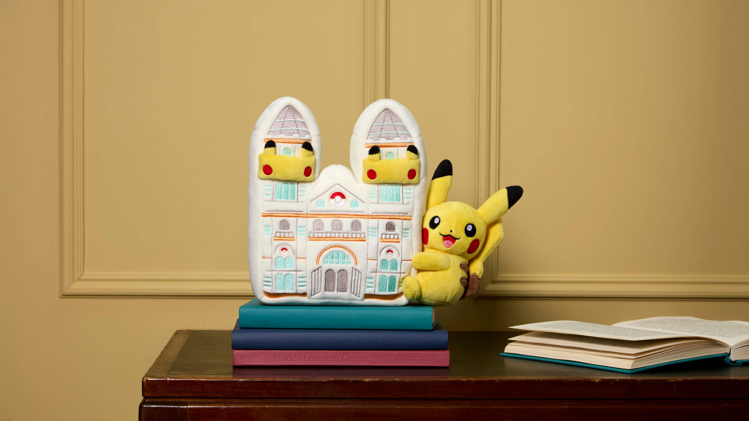 ロンドン自然史博物館でポケモン30周年記念ポップアップ開催、限定