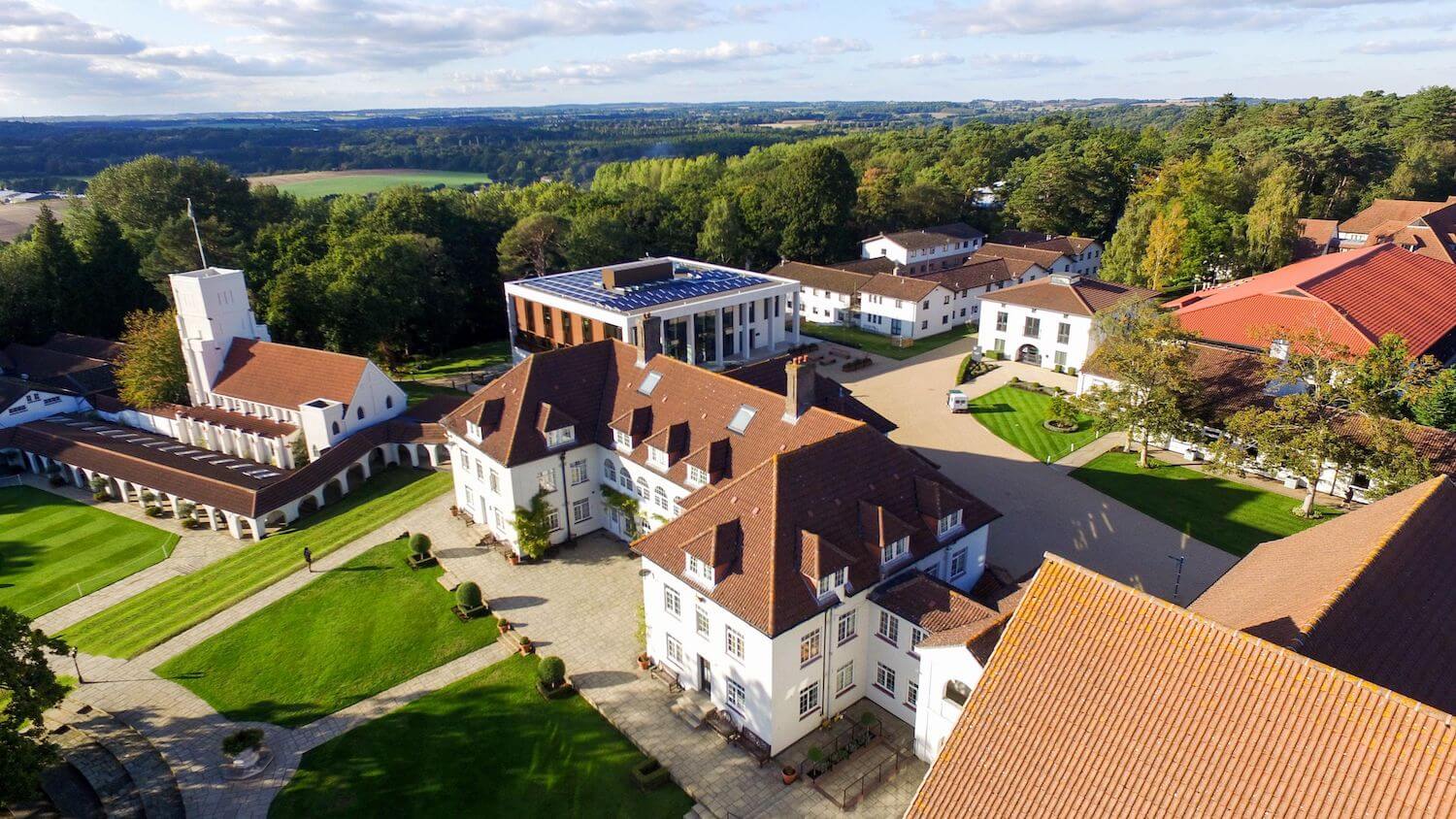 ダウン・ハウス・スクール