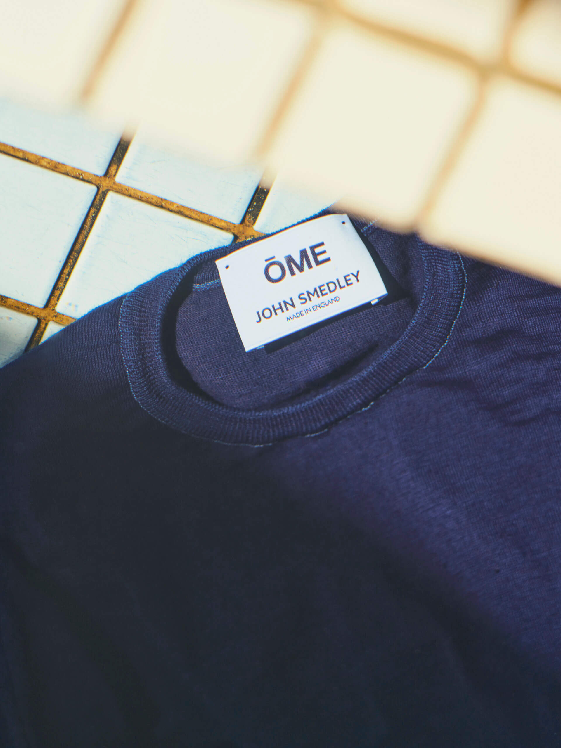 『JOHN SMEDLEY × ŌME』 天然製法の藍染による、すべてが一点もののコラボレーションアイテムを発売
