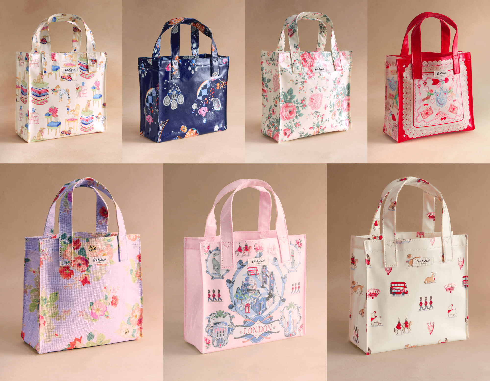 スモールブックバッグ Hackney Dogs / Little Treasures / Hackney Rose / Valentines / Archive Floral / London Town / Queenies London 各5,280円
