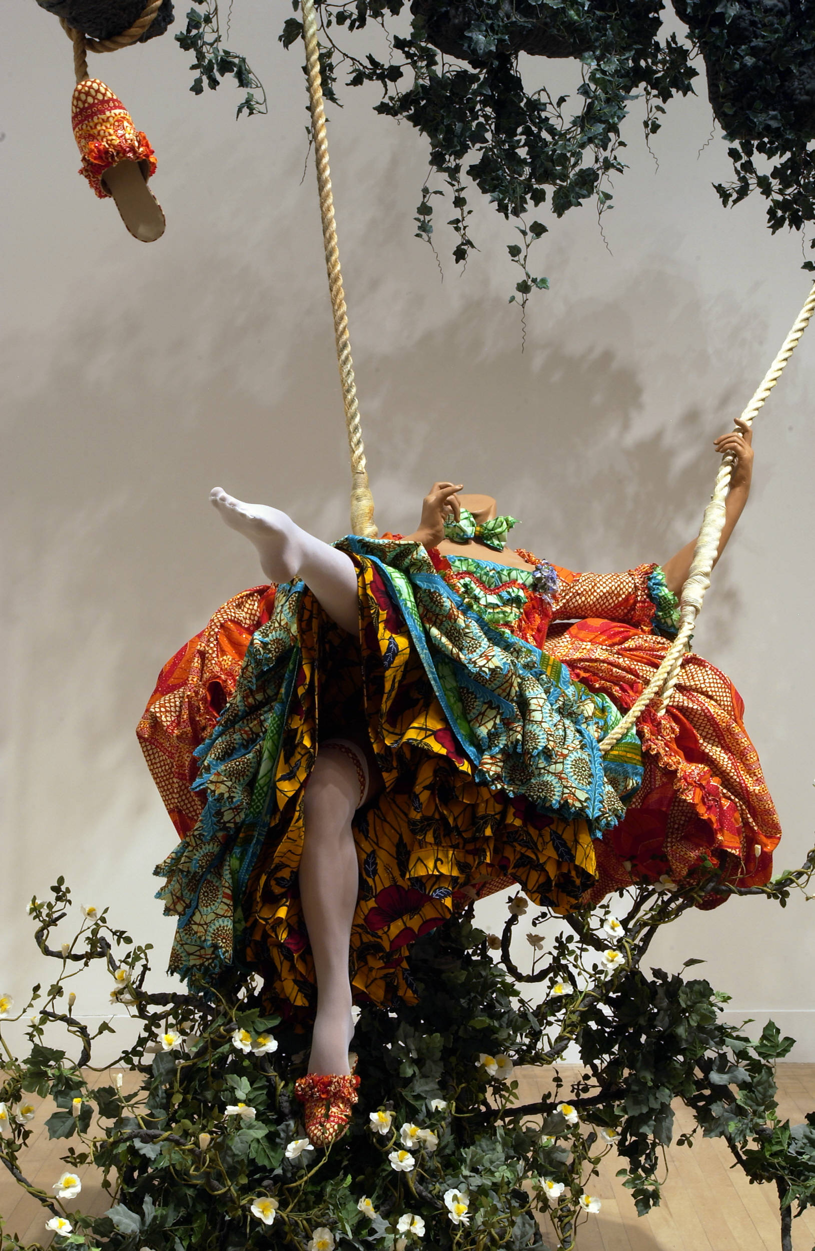 16.Yinka Shonibare, The Swing (after Fragonard) 2001 © Yinka Shonibare. Tate.
