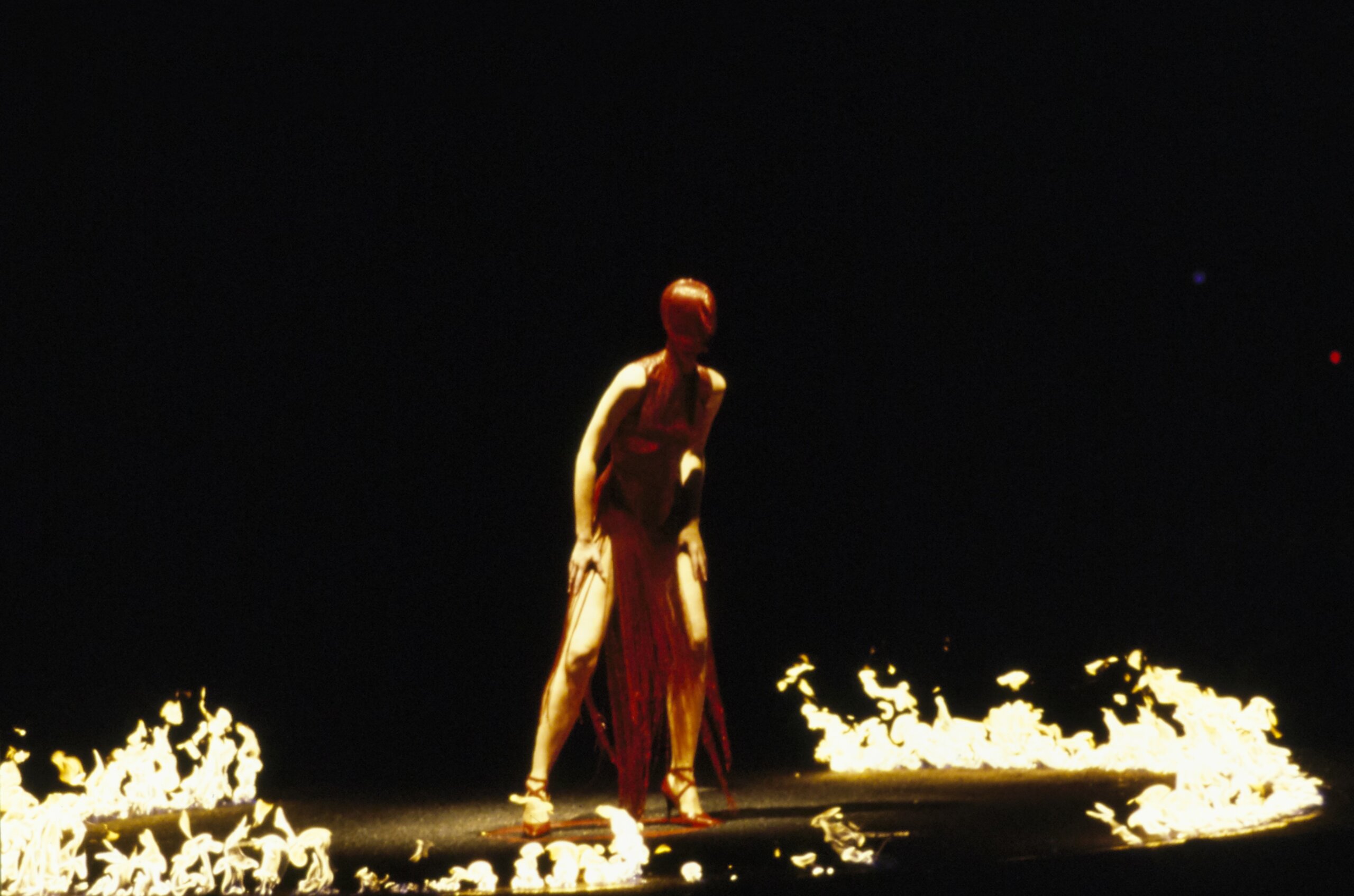 1.Alexander McQueen, AW98. Photo Guy Marineau, Vogue © Condé Nast