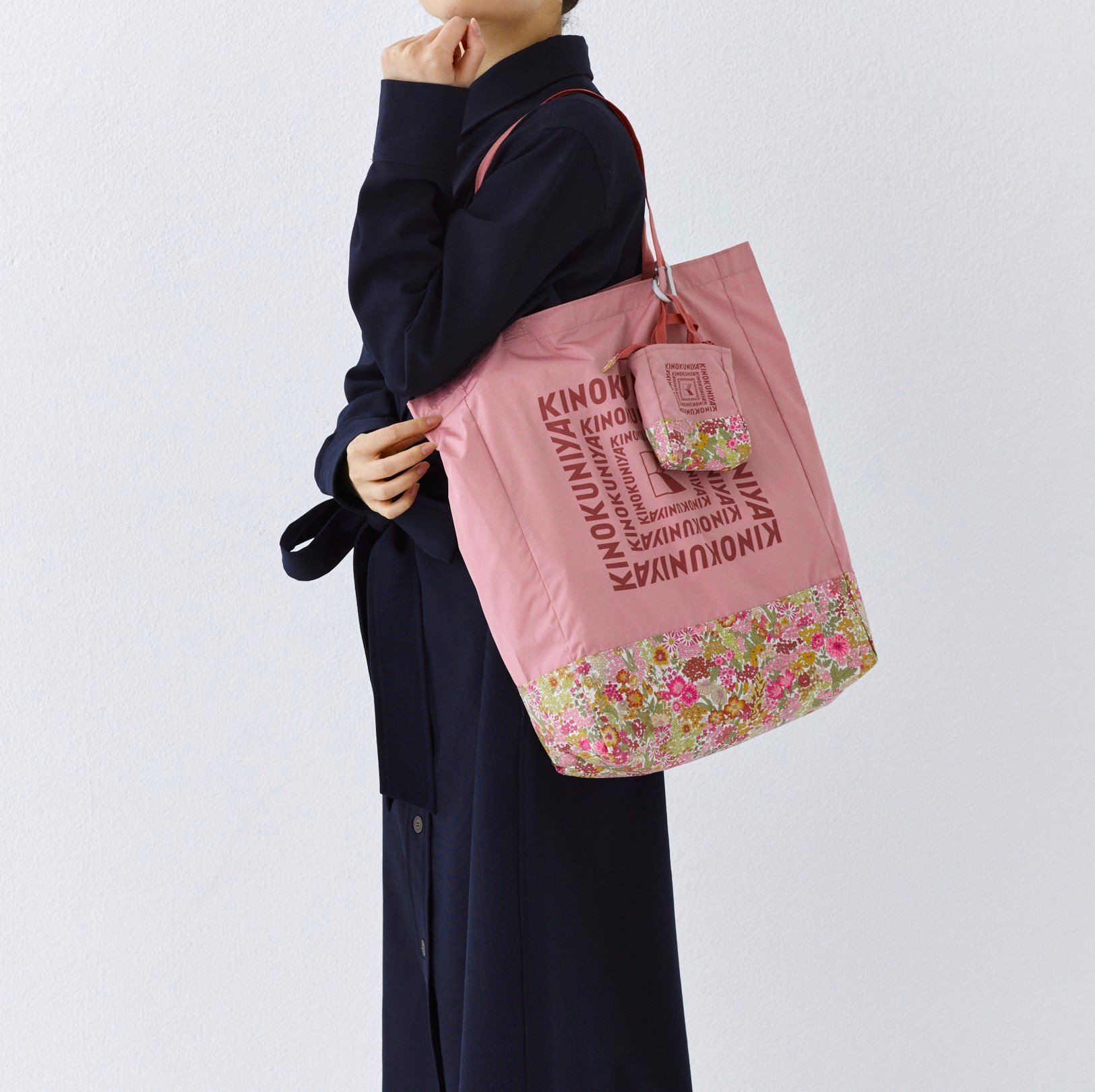 紀ノ国屋のリバティプリント エコバッグが3色展開で4月22日より発売