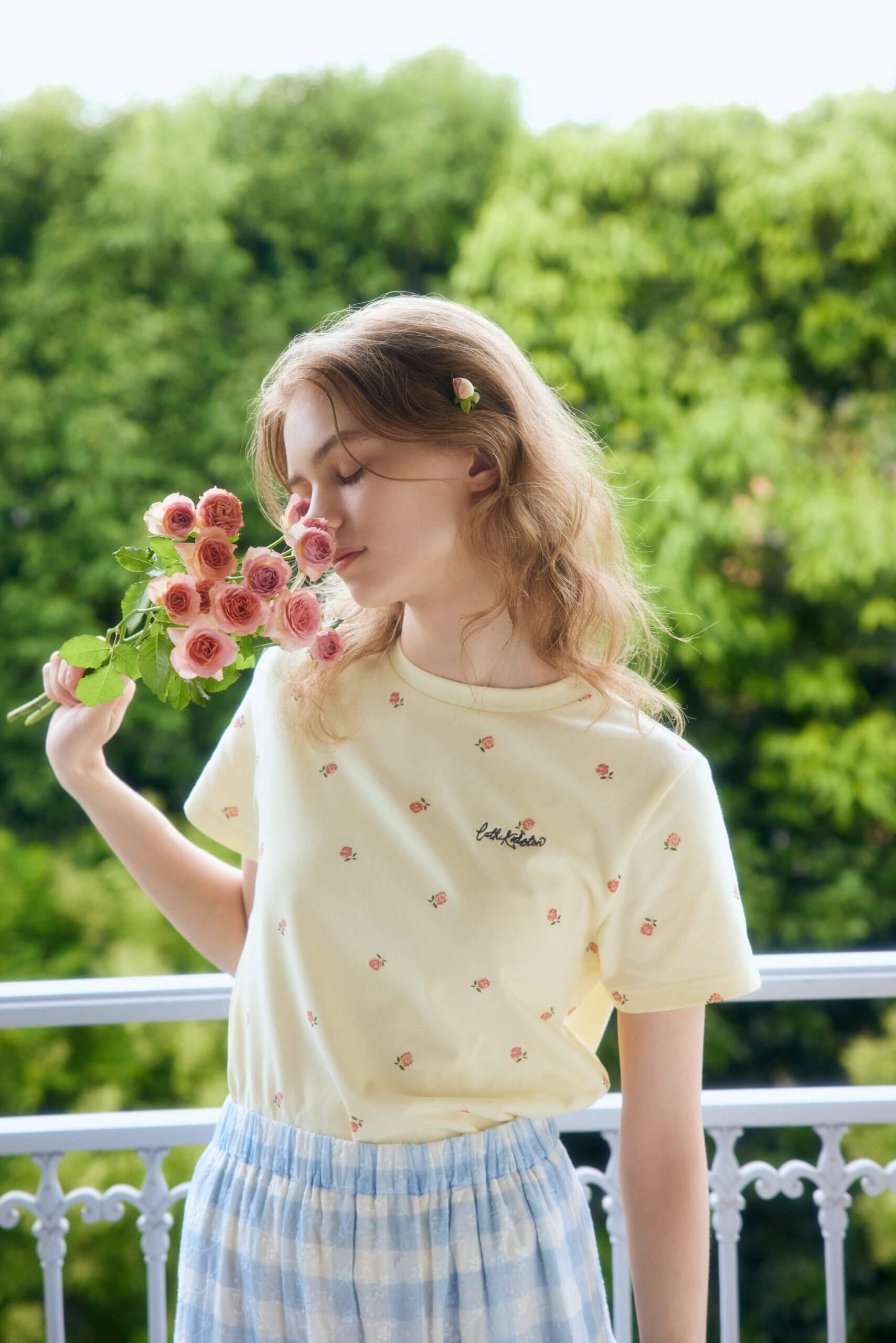 【Cath Kidston】新作Tシャツが7月10日（金）発売！「Button Rose」総柄プリントTシャツが初登場！