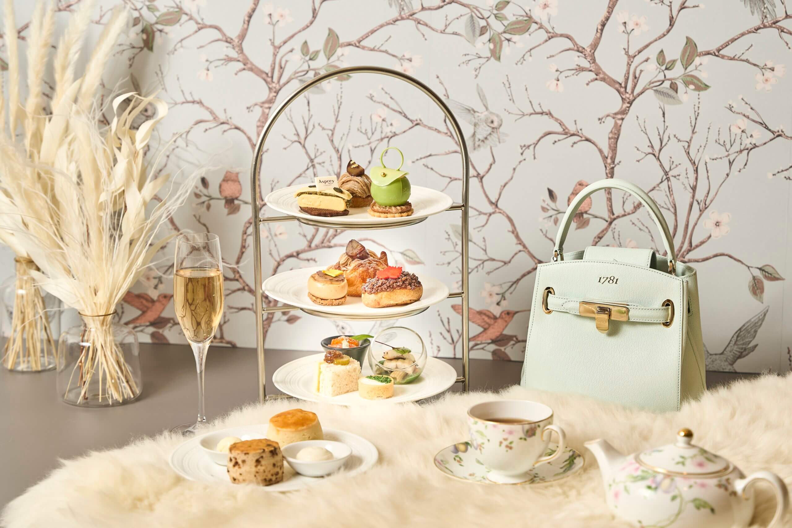 【ザ・リッツ・カールトン大阪】英国王室御用達ラグジュアリーブランド「Asprey（アスプレイ）」とのコラボレーションアフタヌーンティーを8月19日より開催