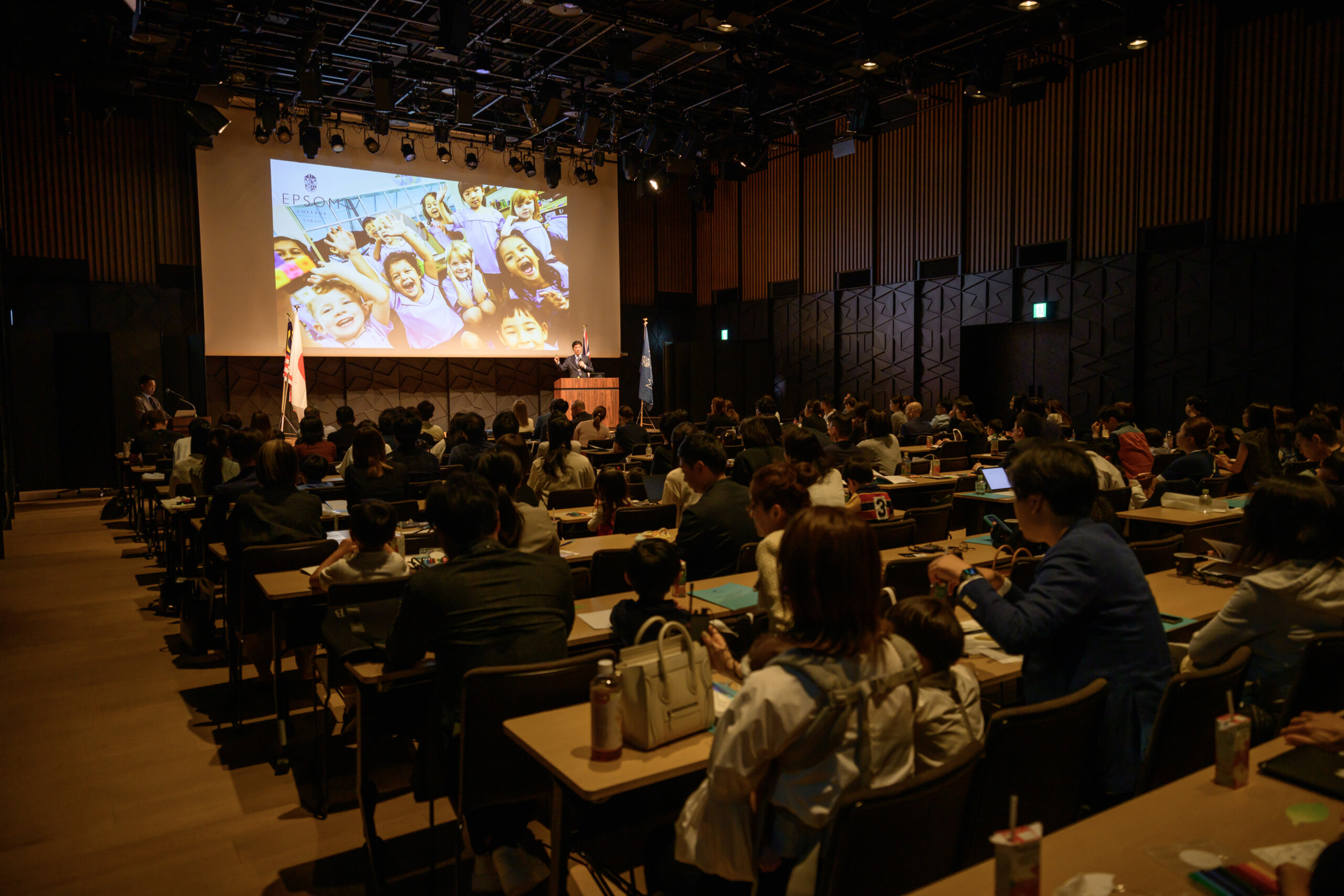 第1回開校ファミリー説明会の会場風景